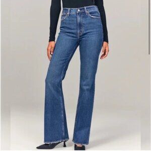 Abercrombie & Fitch Ultra High Rise 70s Vintage Flare Jean 26/2S